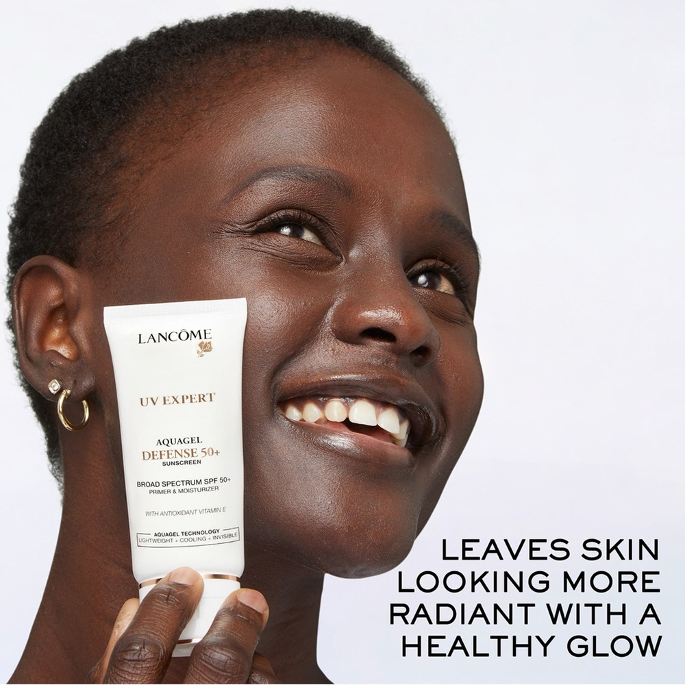 Lancôme UV Expert Aquagel Defense 50+ Sunscreen - Picture 5 of 9